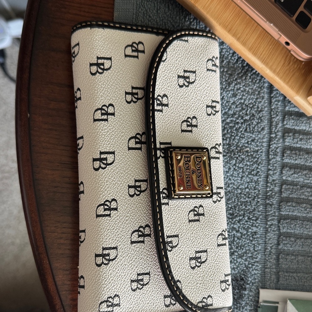 Dooney & Bourke Black and White Logo Wallet